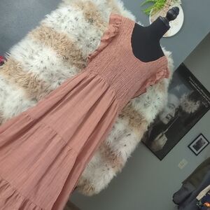 Chic Sleeveless Maxi Dress in Warm Terracotta